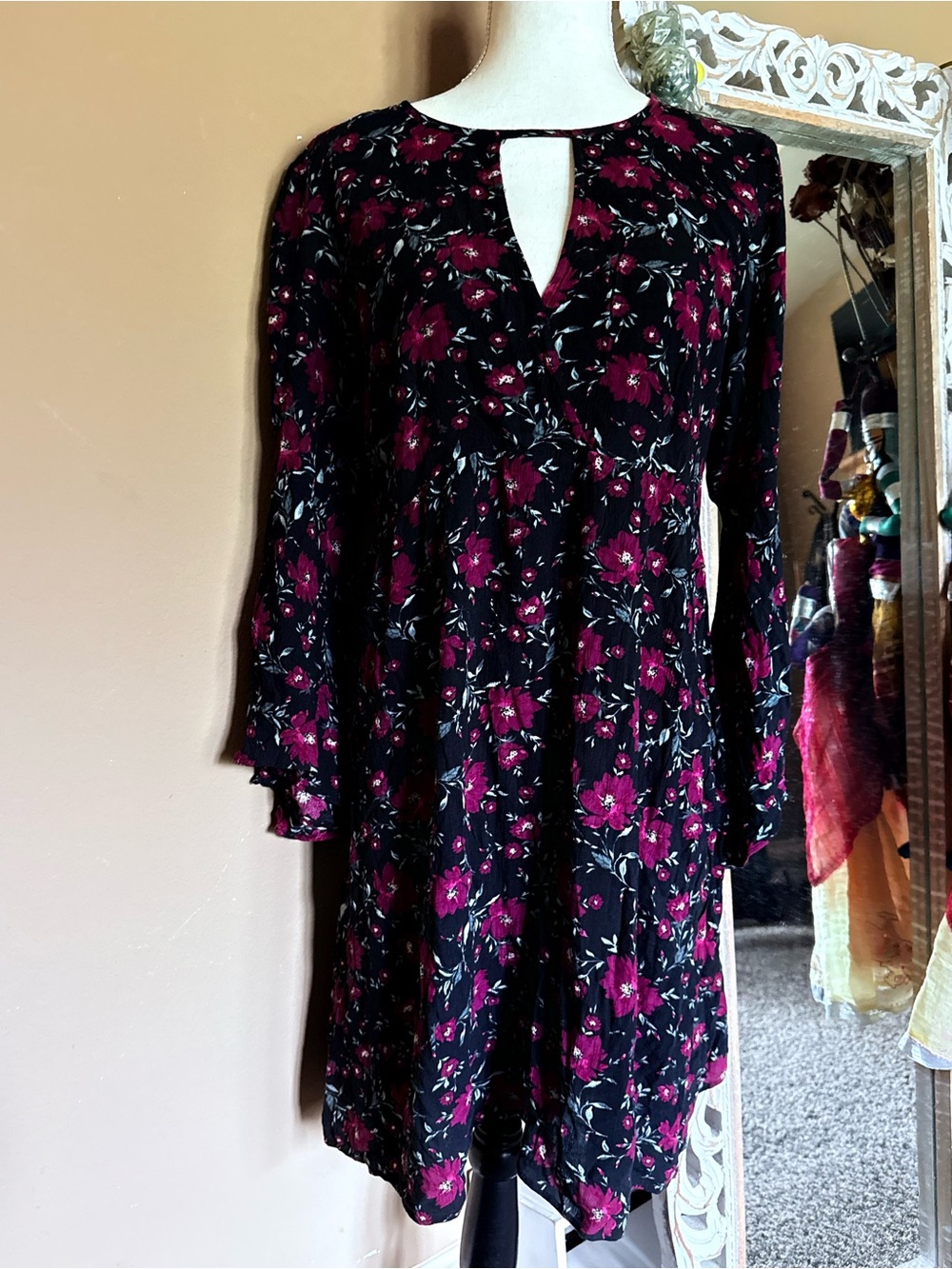 NWOT American Eagle Outfitters Black Dress with Fuchsia Floral Print SIZE XL